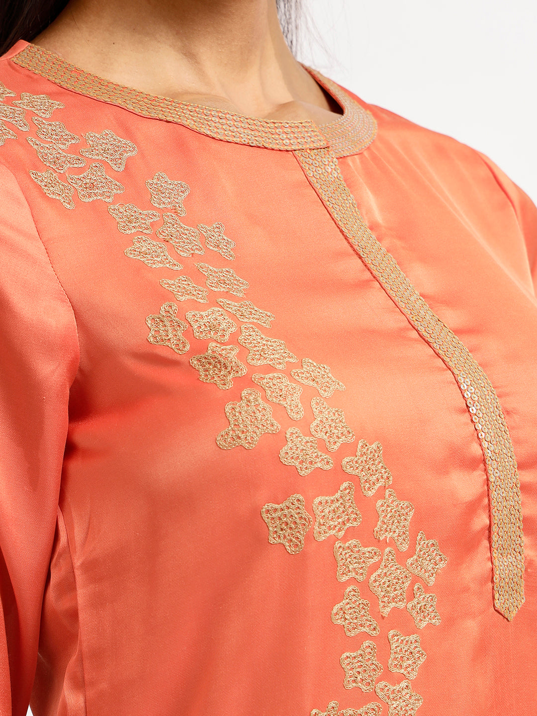 Peach Kurta With Abstract Embroidery