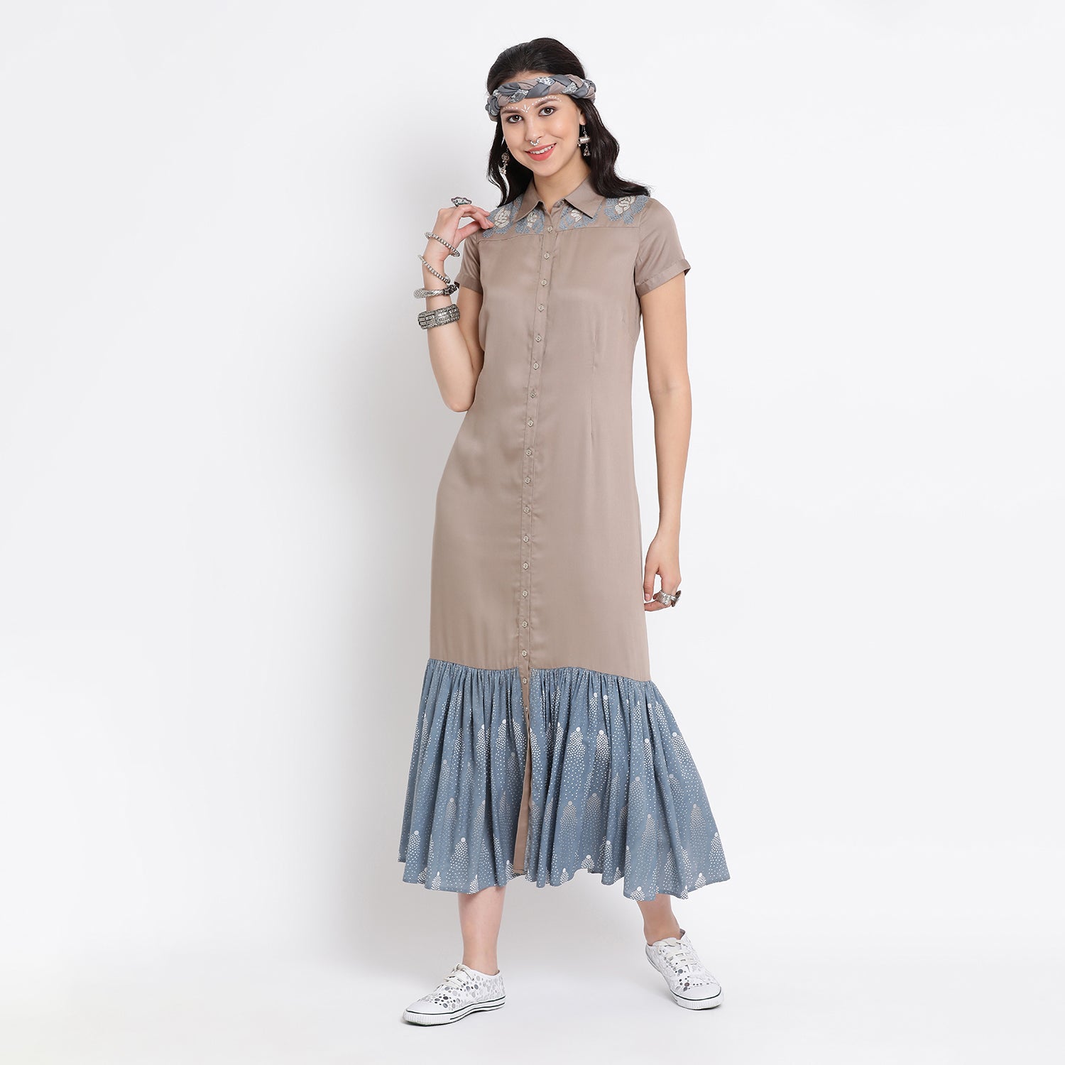 Grey viscose dress with blue thread embroidery on shoulder yoke