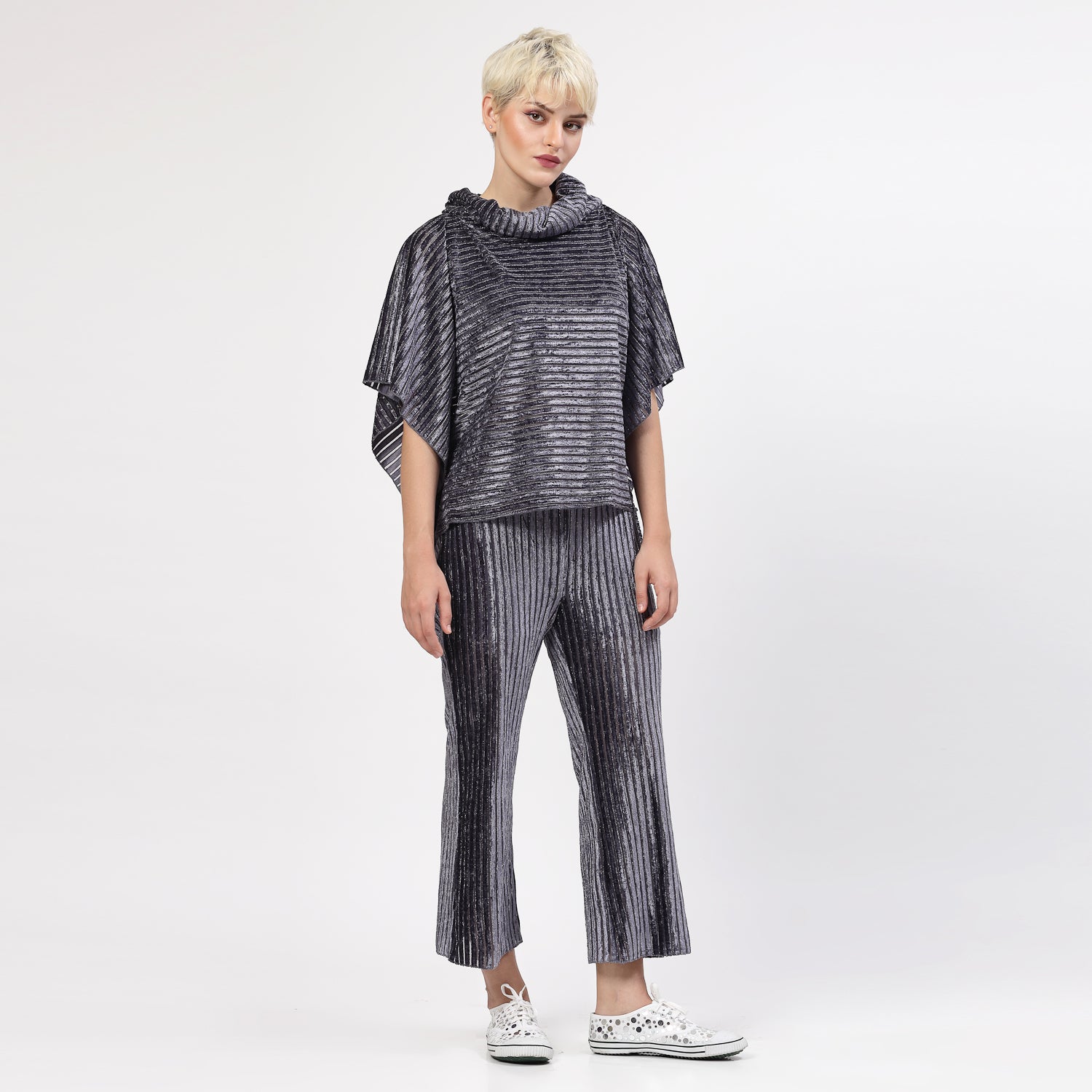 Grey Velvet Bell Bottom Plazzo, Velvet Bell Bottom Pants , Stylish Women pants , Floral print palazzos