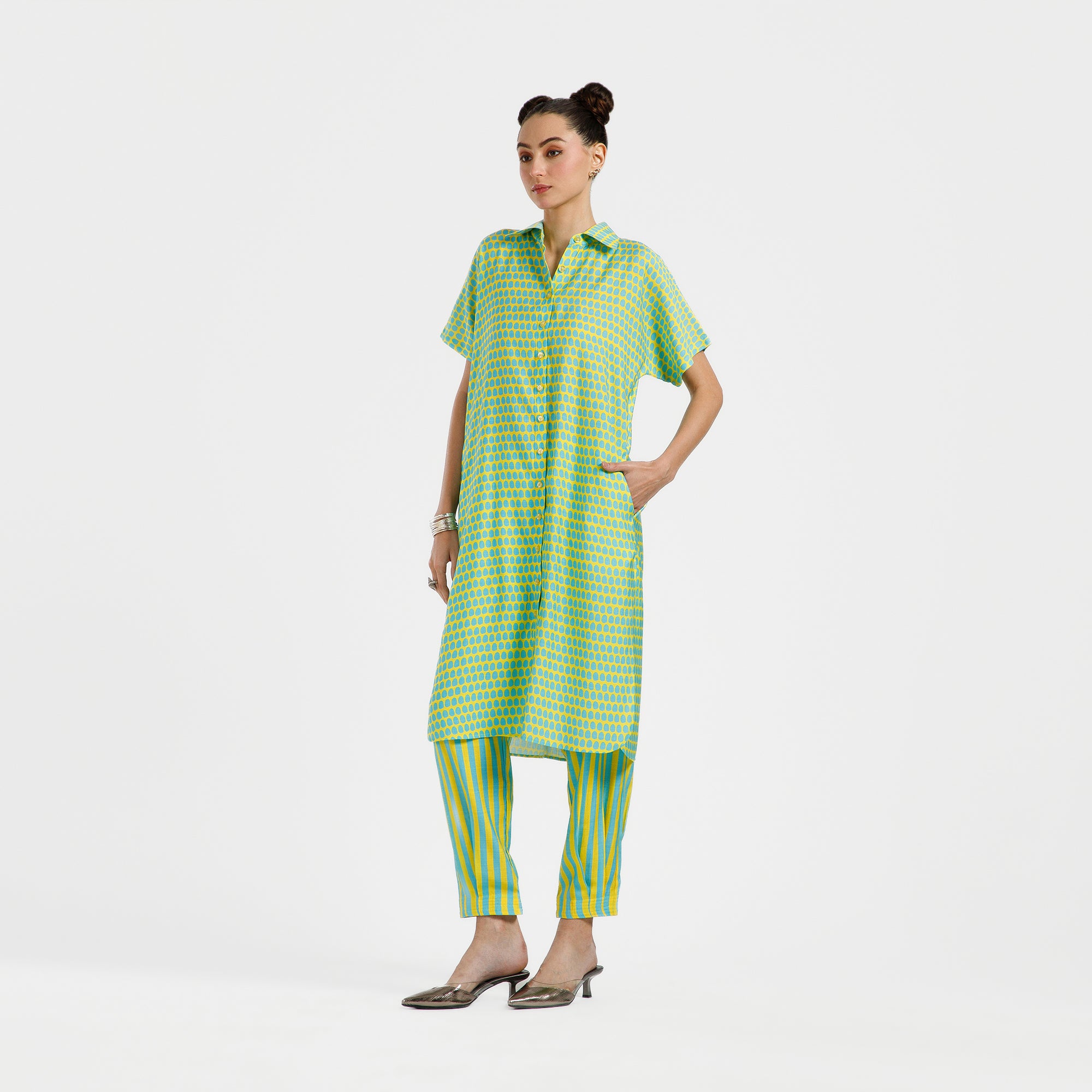 Blue And Yellow Drop Print Viscose Kurta With Belt