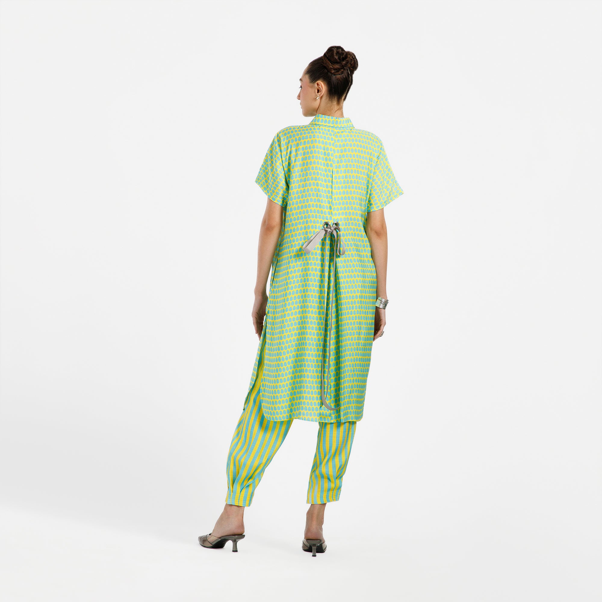 Blue And Yellow Drop Print Viscose Kurta With Belt