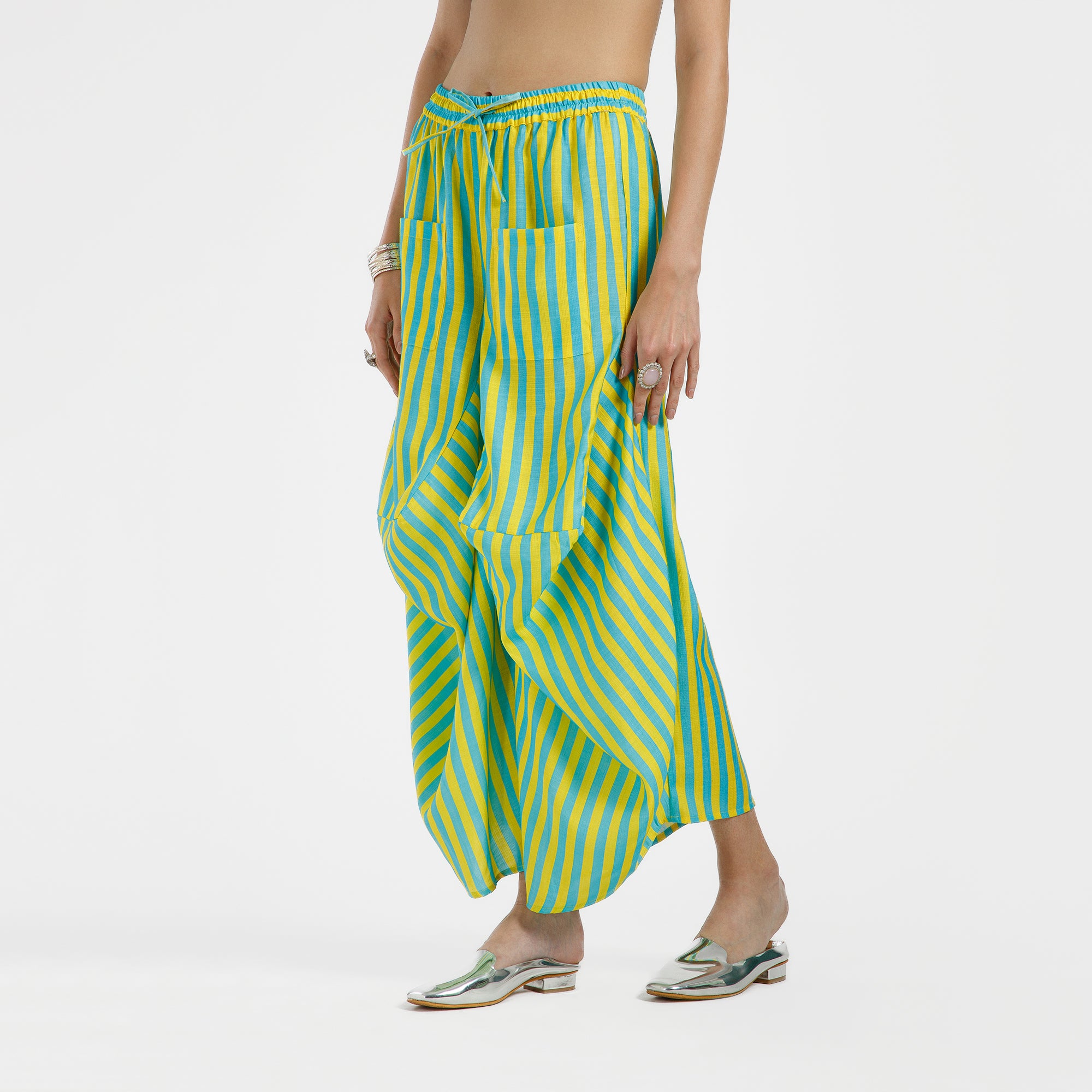 Blue And Yellow Draped Viscose Line Print Plazzo