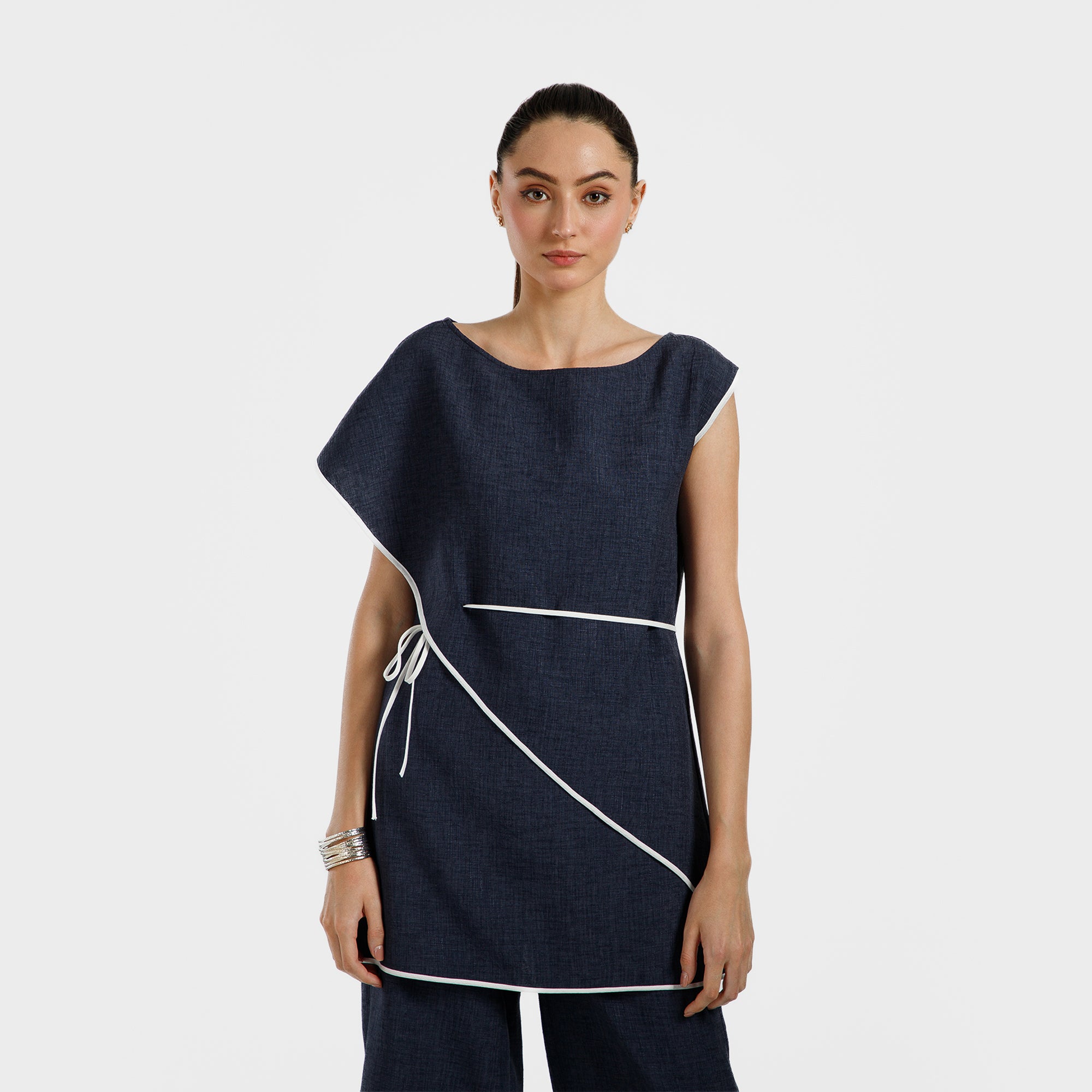 Blue Cotton Slub Linen Top With White Piping