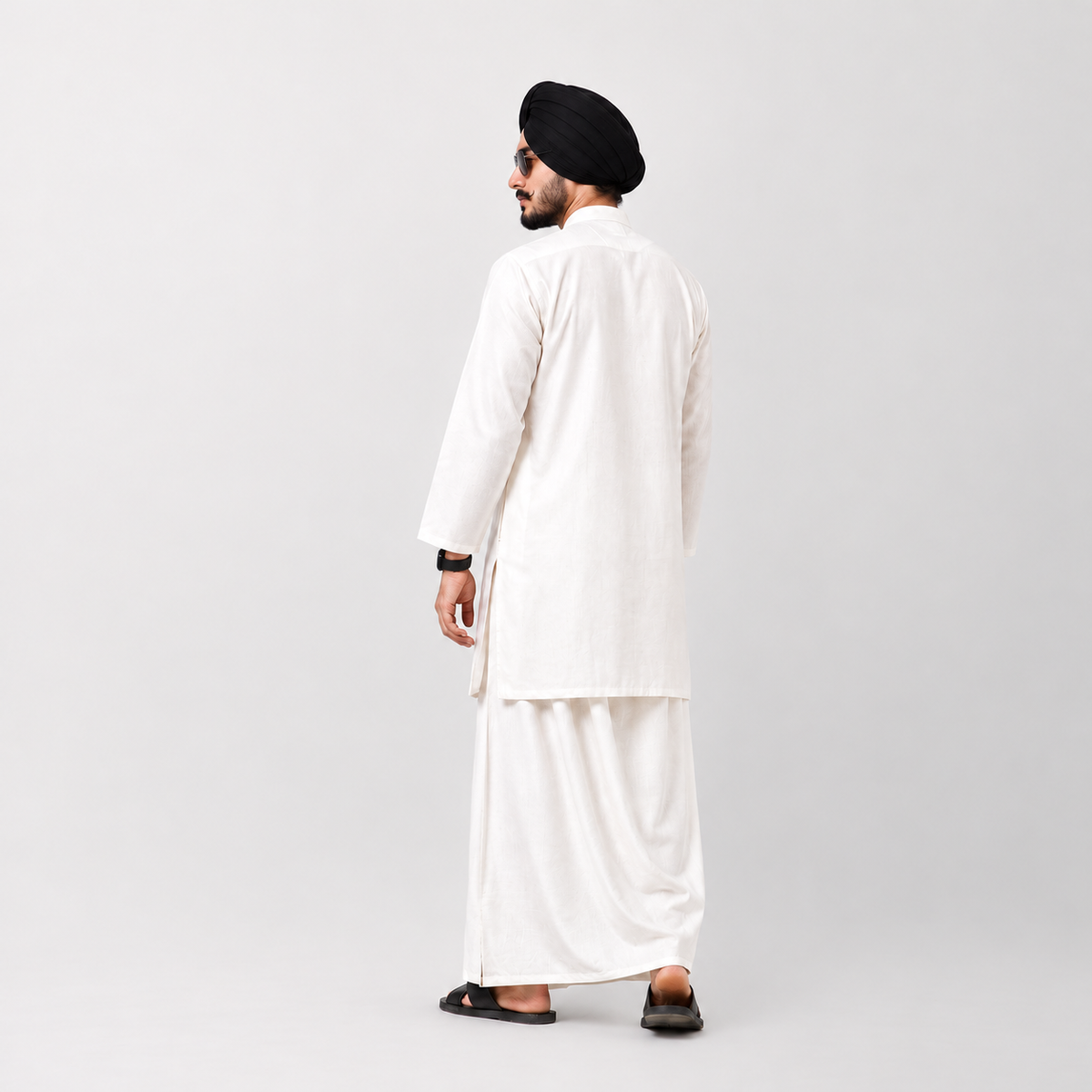 White Cotton Kurta With Card Embroidery