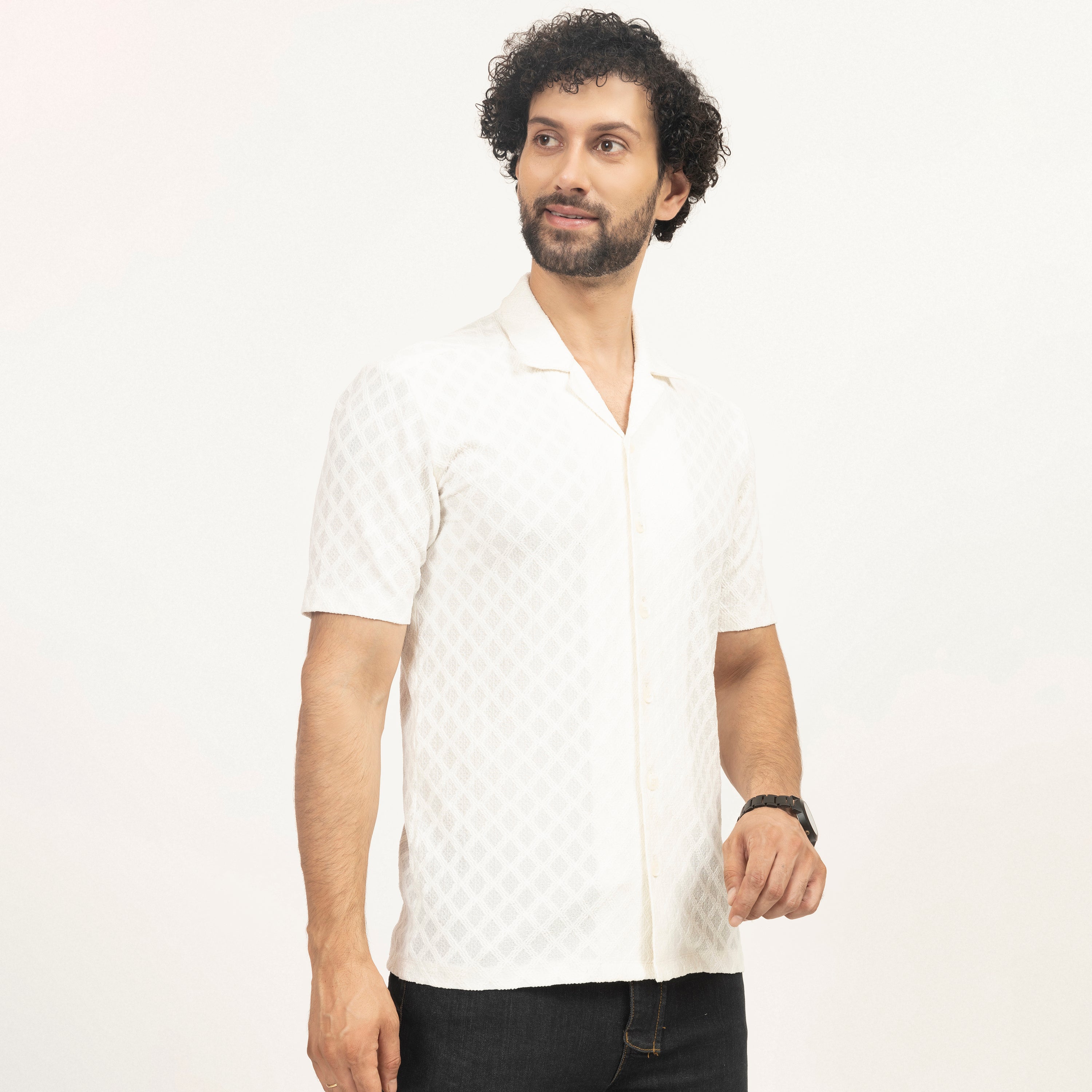 Off-white diamond textured Lycra shirt for men-2