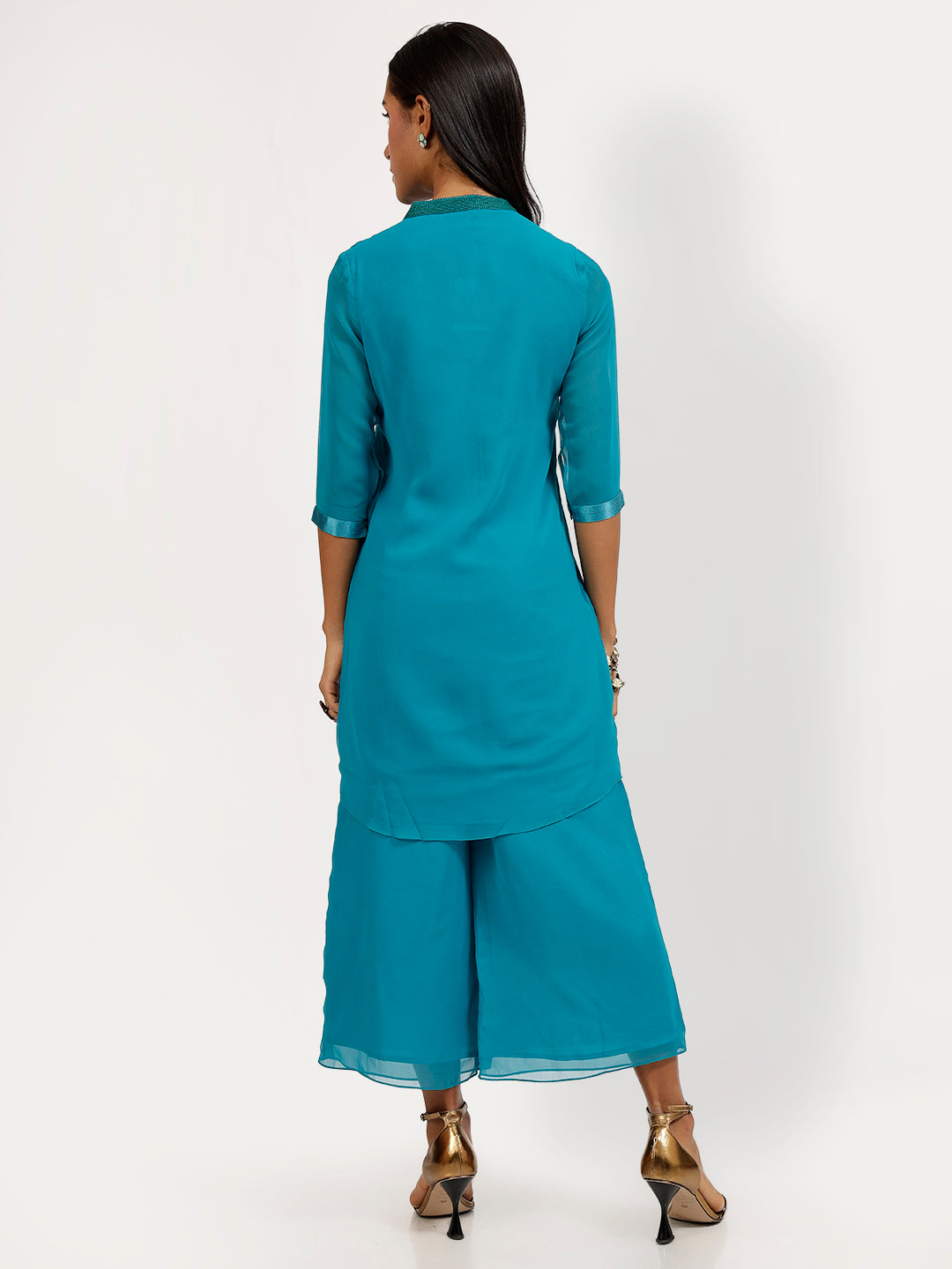 Turq Georgette Tunic With Rose Embroidery At The Neck