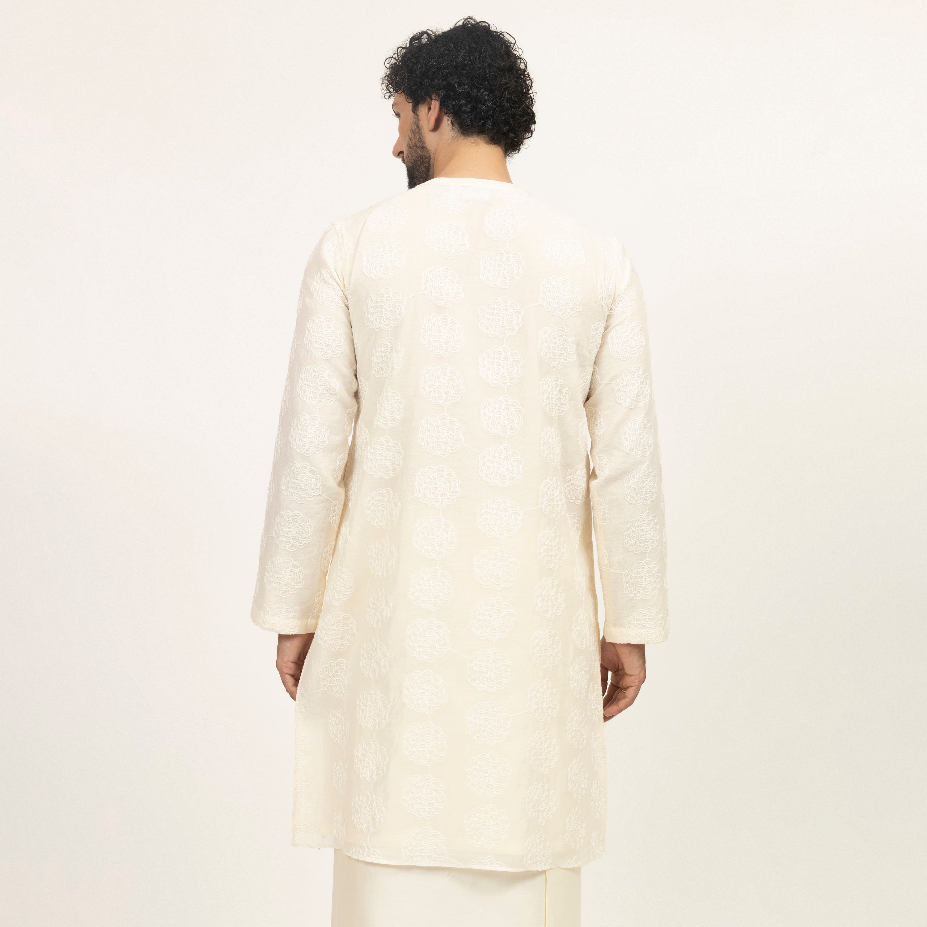 Off White Silk Kurta With Floral Embroidery