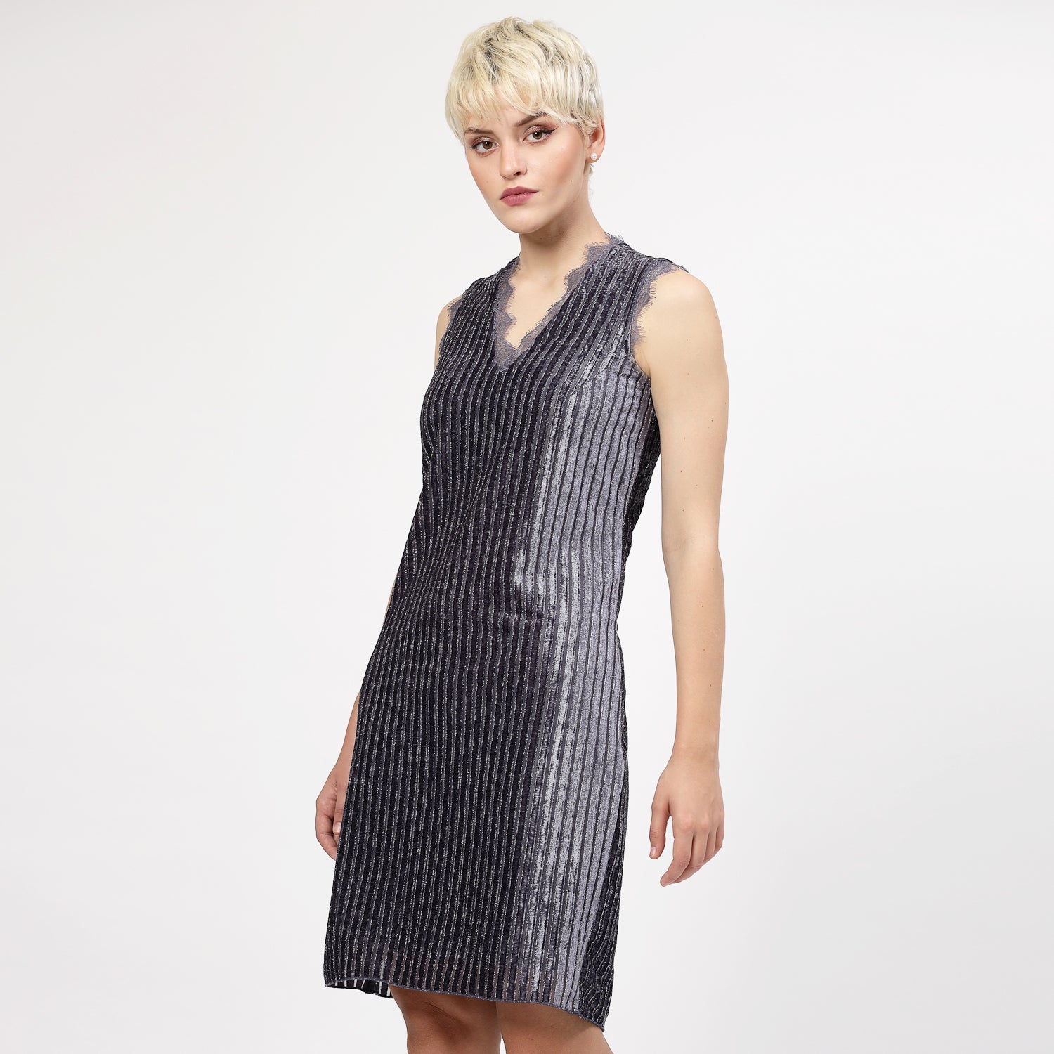 Grey Sleeveless Velvet Dress
