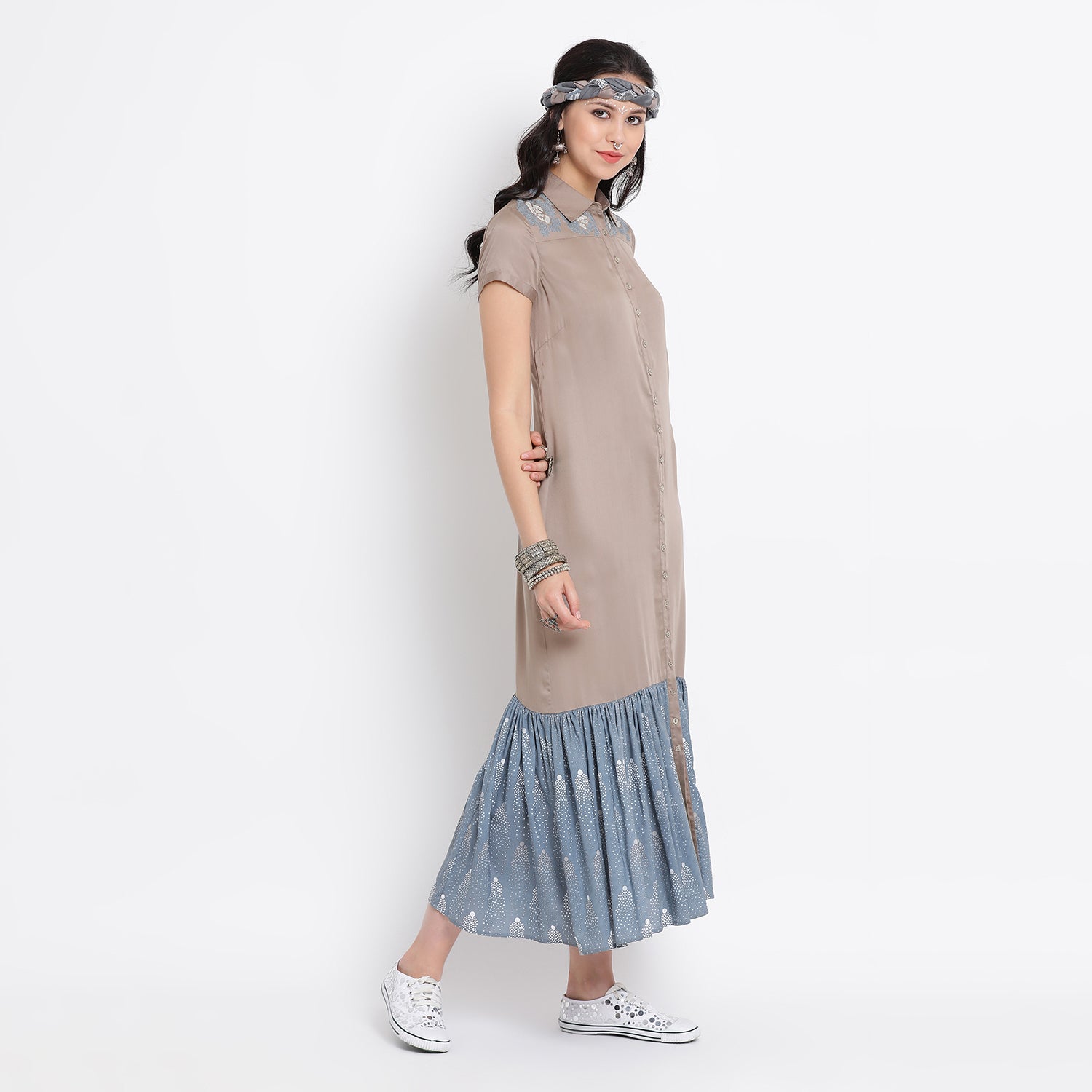 Grey viscose dress with blue thread embroidery on shoulder yoke