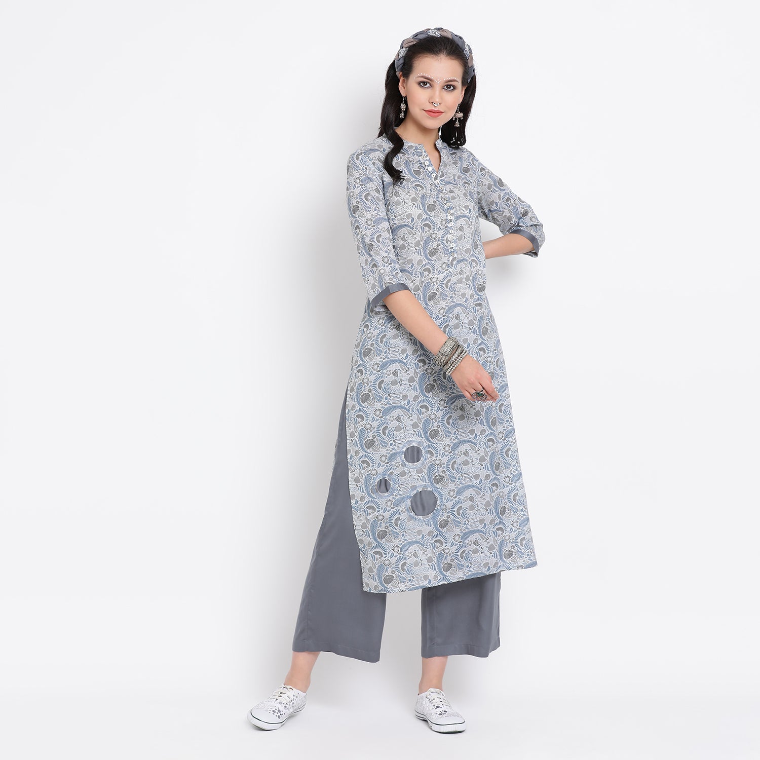 Blue floral printed viscose kurta with embroidery